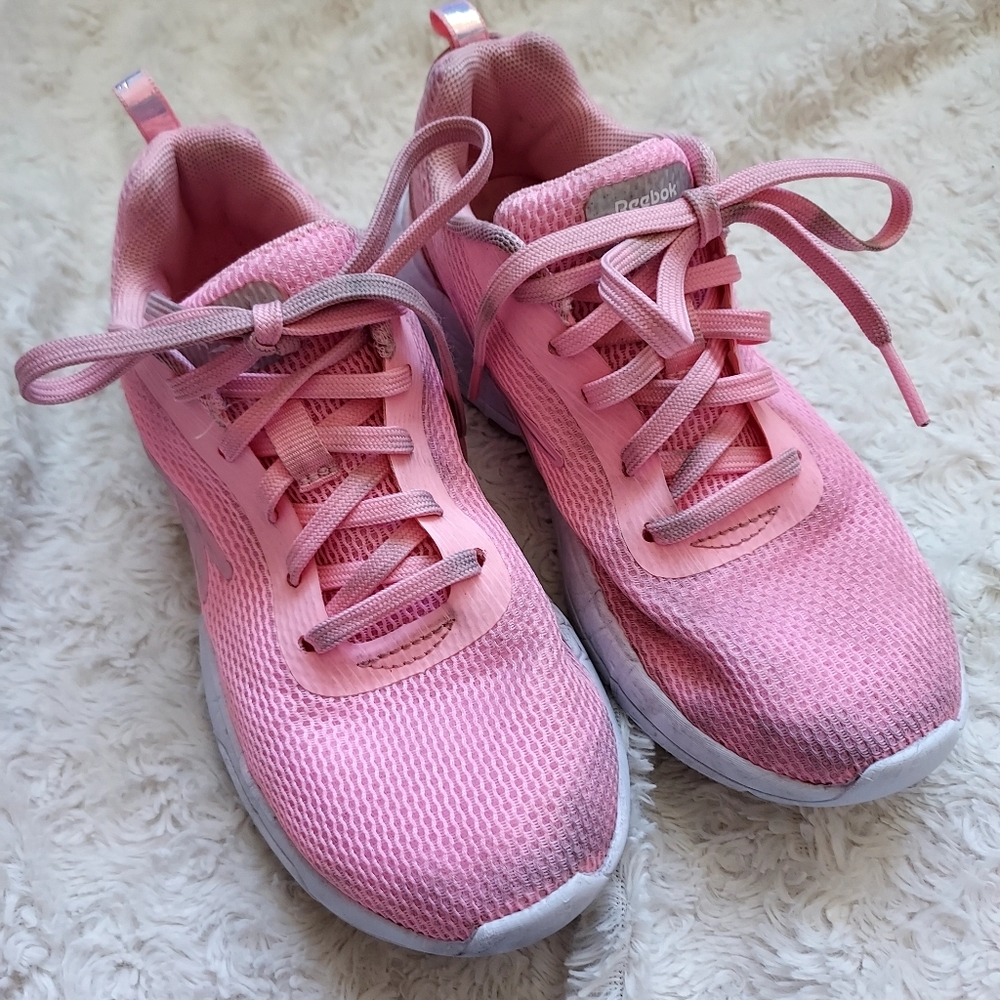Kids Pink Reebok Sneakers Size 1 Athletic Running Everyday School Outdoor Play